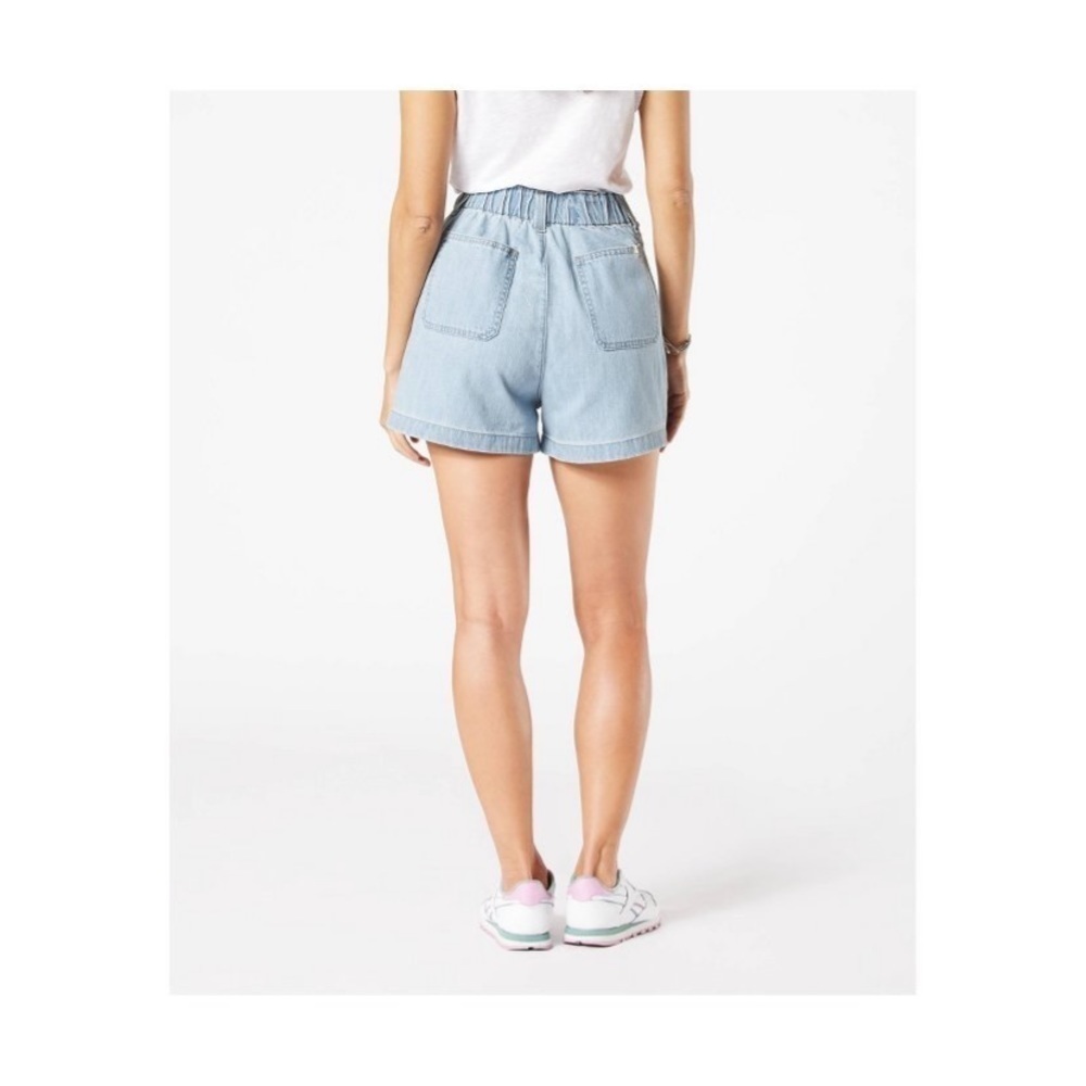 DENIZEN® from Levi's® Women's Loose A-
Line Jean Shorts - Tropical Tide 12 - Picture 3 of 10